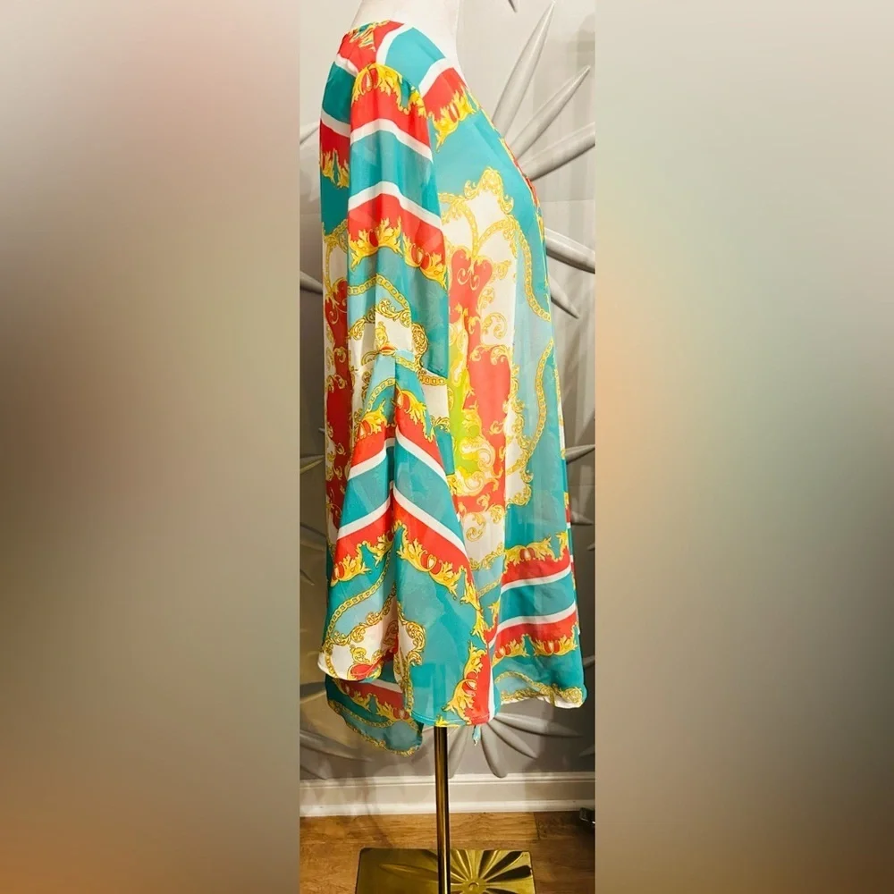 EUC Violet Sky SZ M green/white multicolored swimsuit cover up/bust 50”/PTP 25”